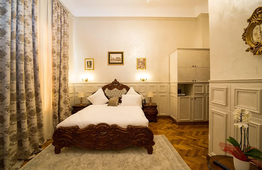 Hotel 5 Continents-1